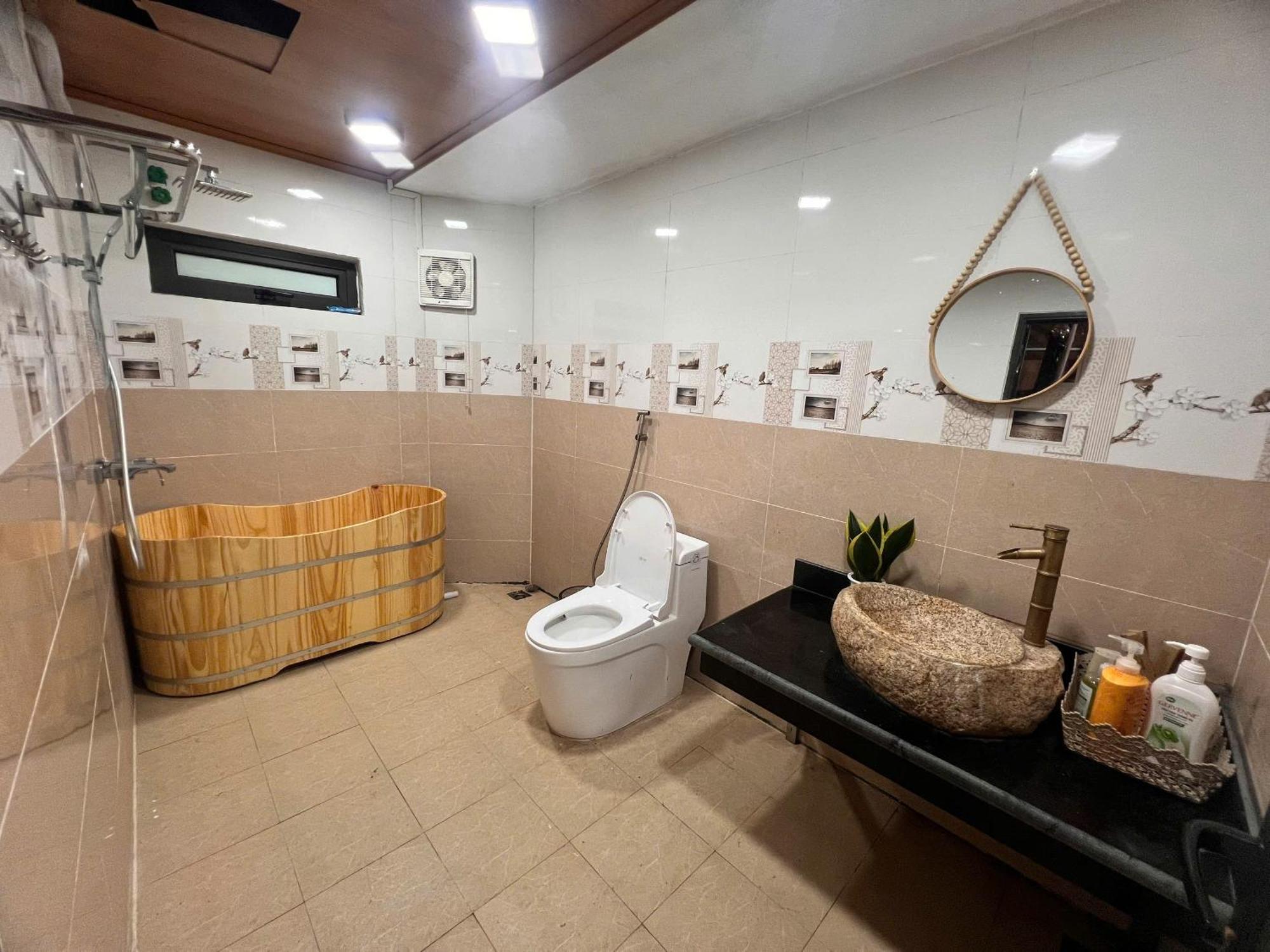 カオバン Micasa - Nha Gac Mai Tren Dinh Doiヴィラ エクステリア 写真